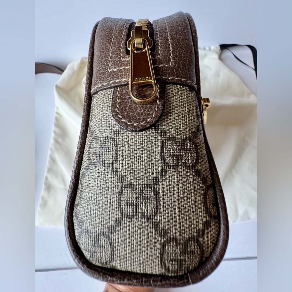 Gucci Belt Bag with Monogram Canvas and Leather Trim - Picture 6 of 17